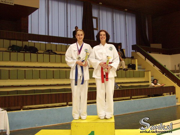 Lucie Kolmanová a Barbora Sýkorová - most succesful female juniors competitors (both from Sonkal)